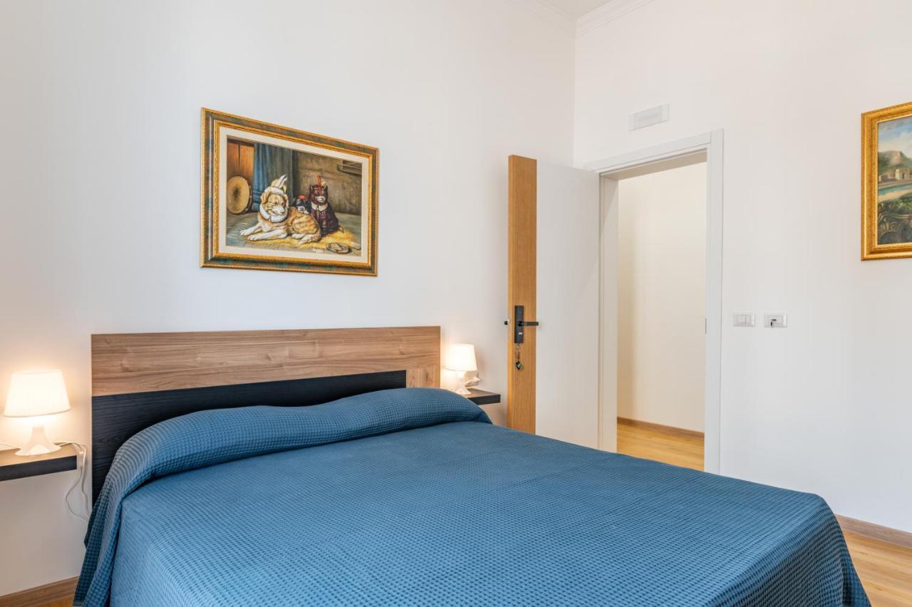 Catania Central Guest House - Rooms With Balcony Eksteriør billede